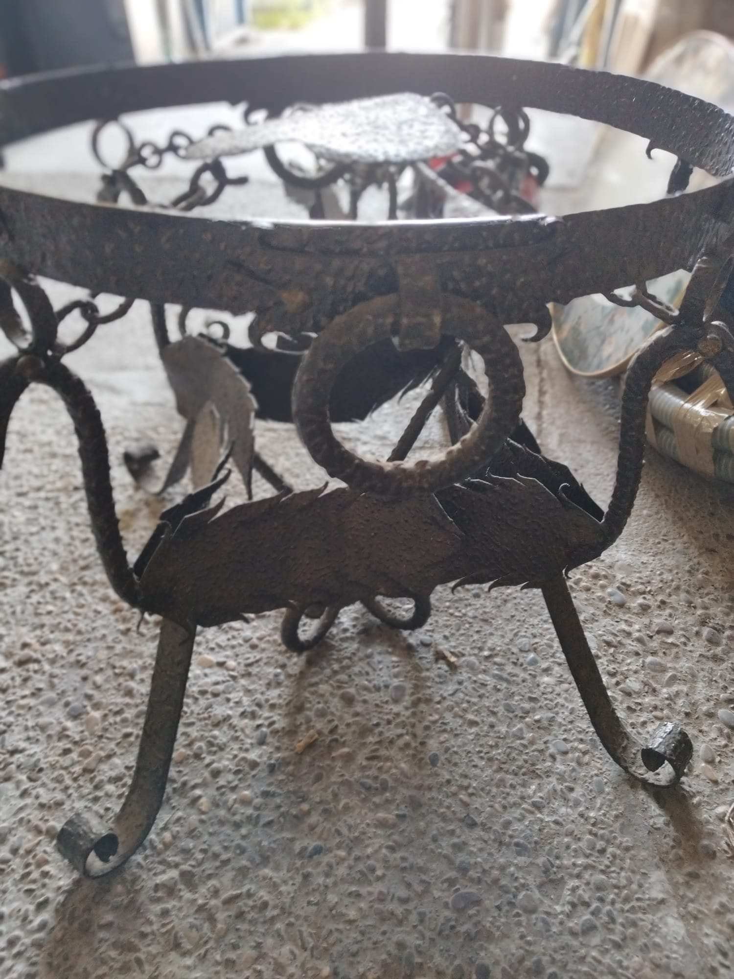 Lote de lampara y mesa de forja