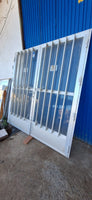 Puerta de aluminio doble