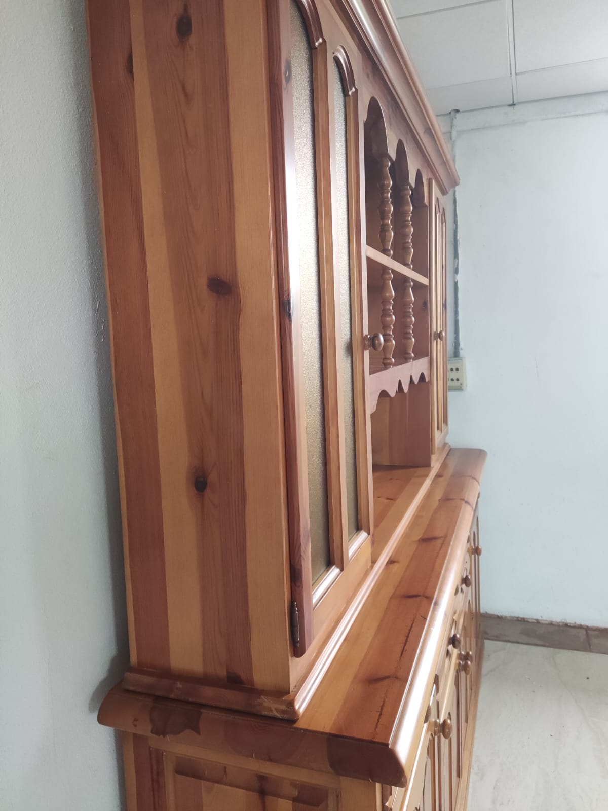 Mueble de madera