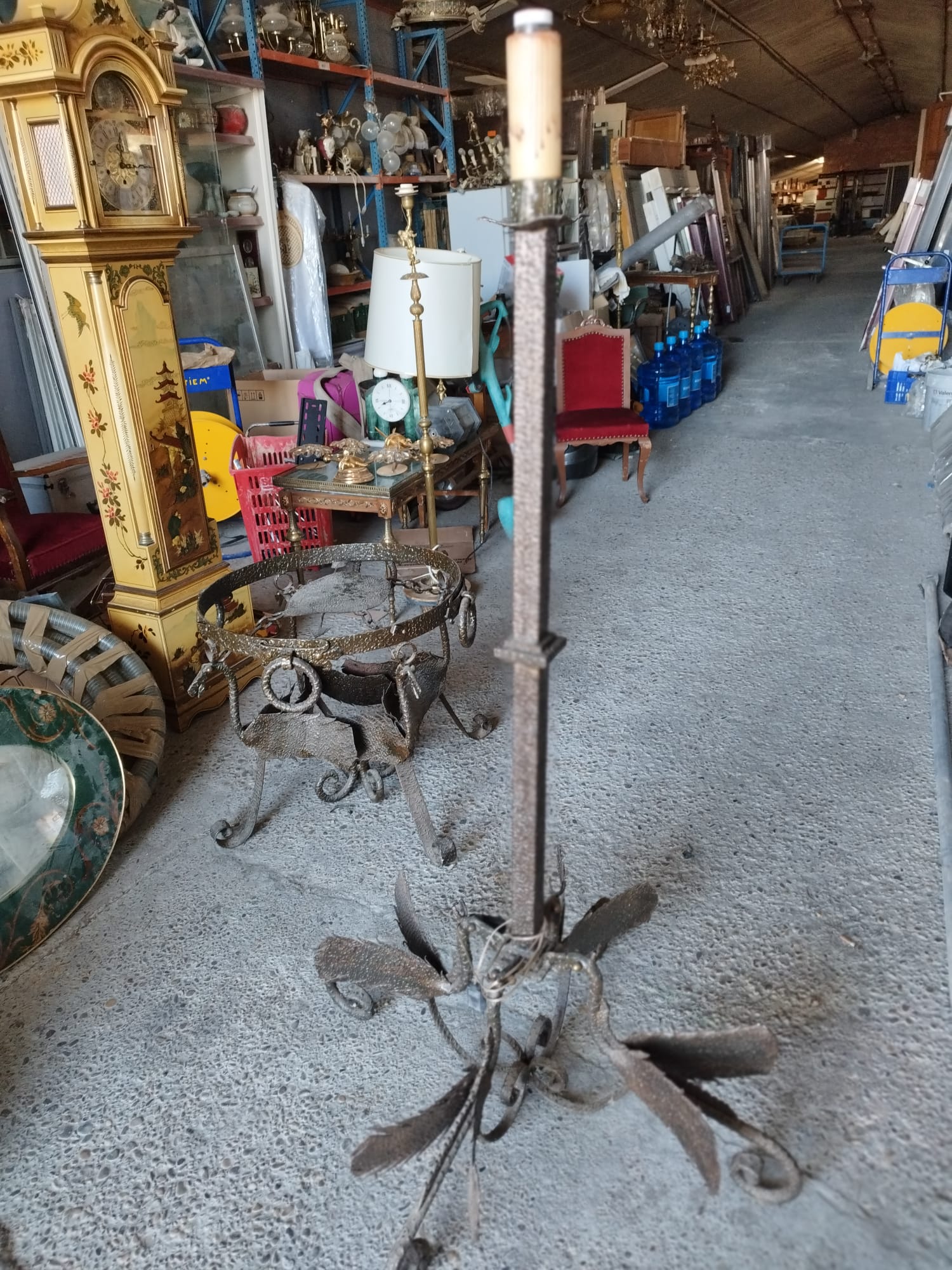 Lote de lampara y mesa de forja
