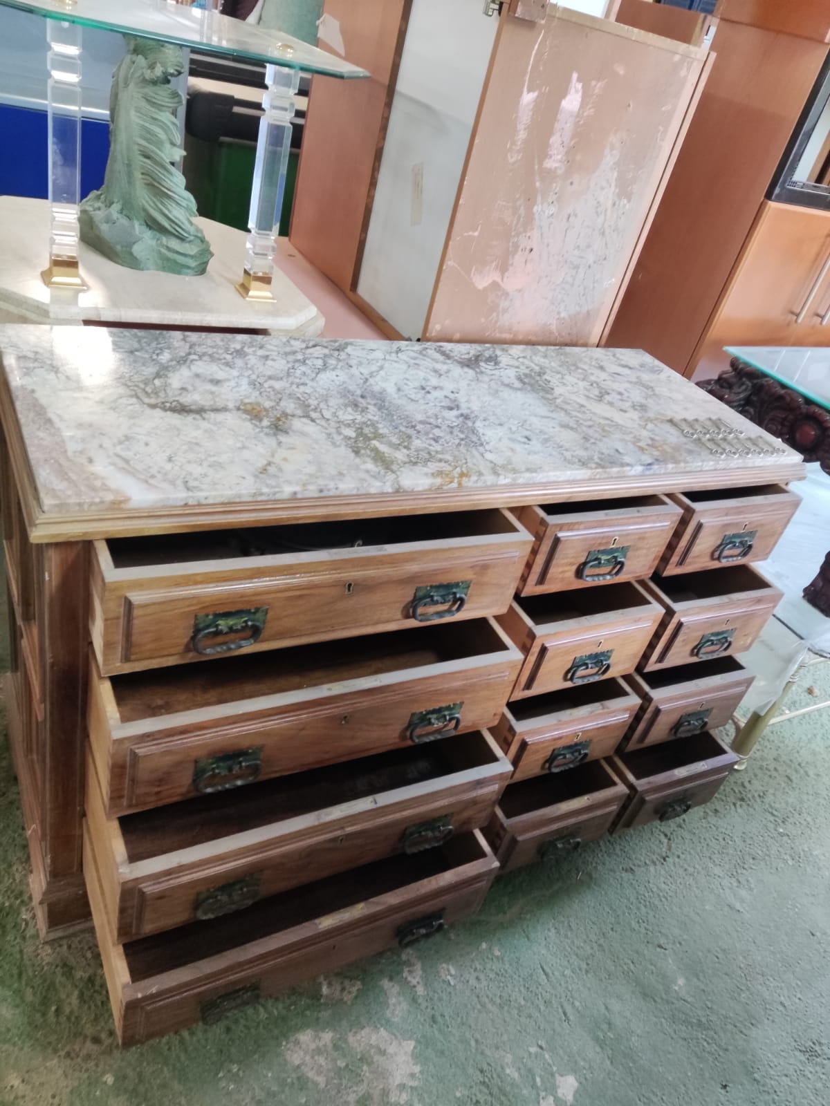 Mueble de castaño