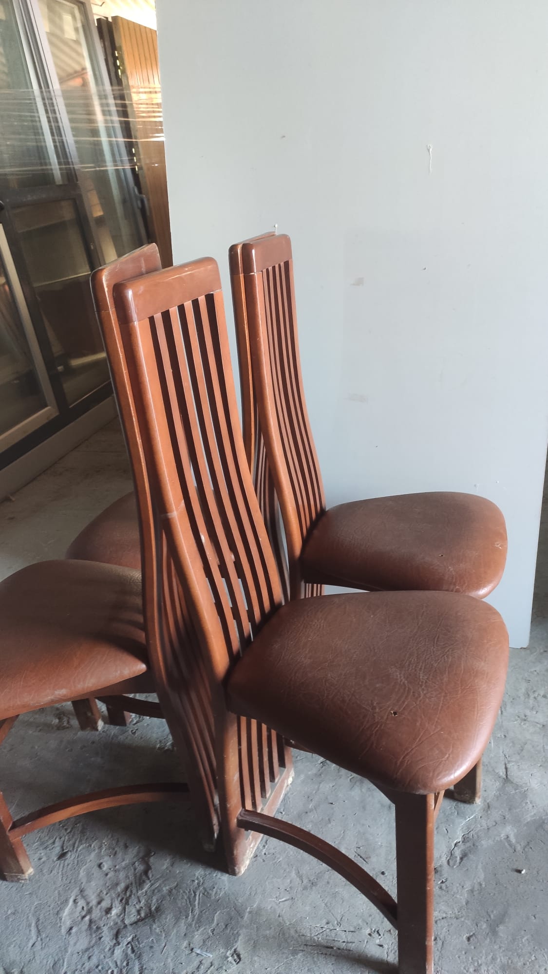 Sillas de madera