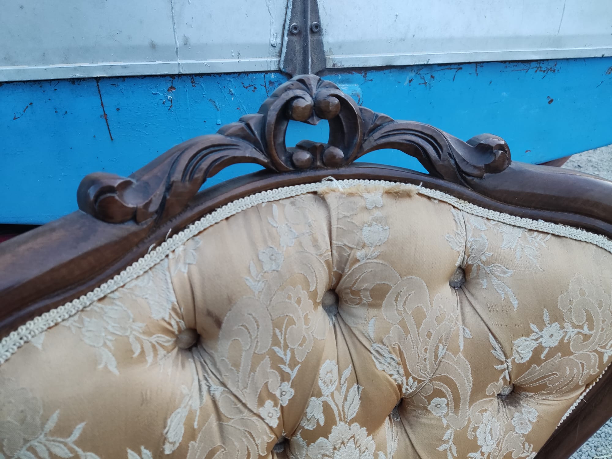 Juego de sillones con mesita de salón