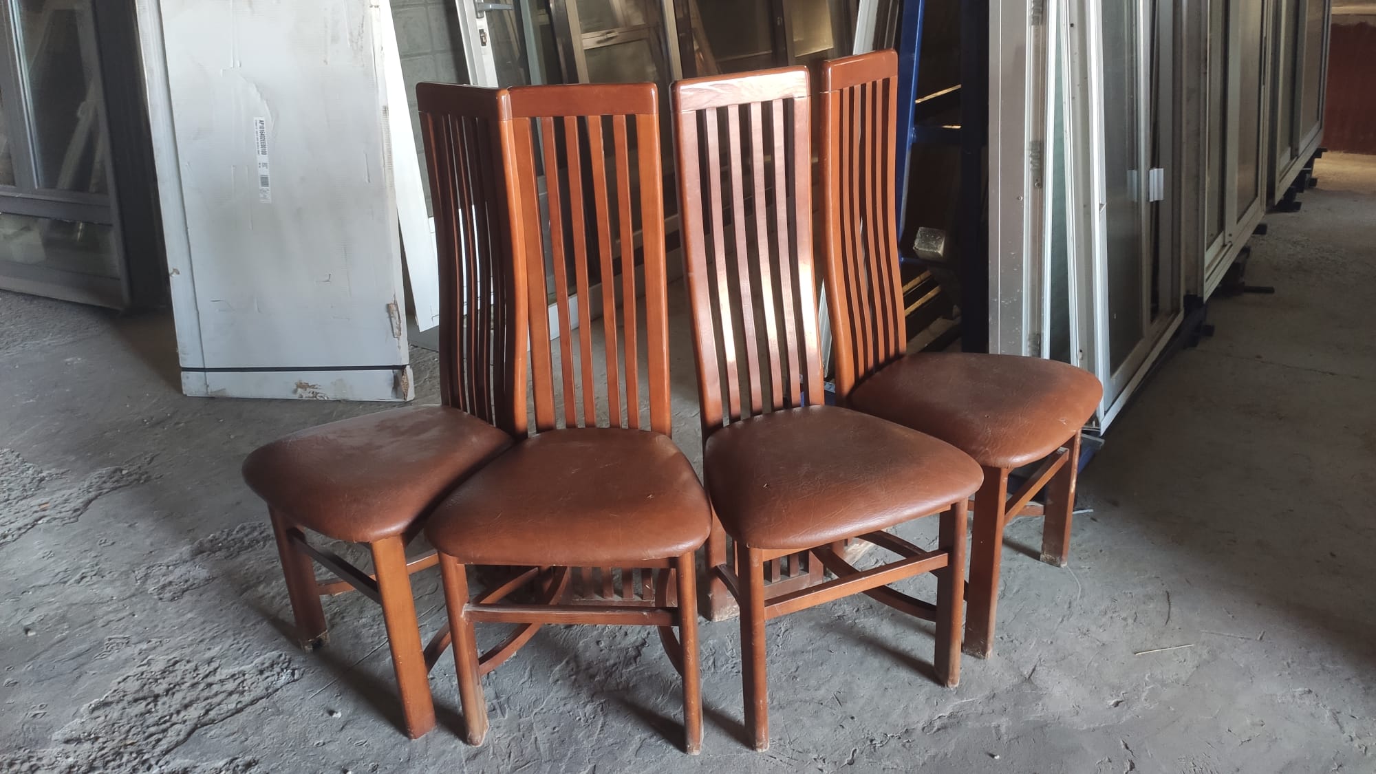 Sillas de madera