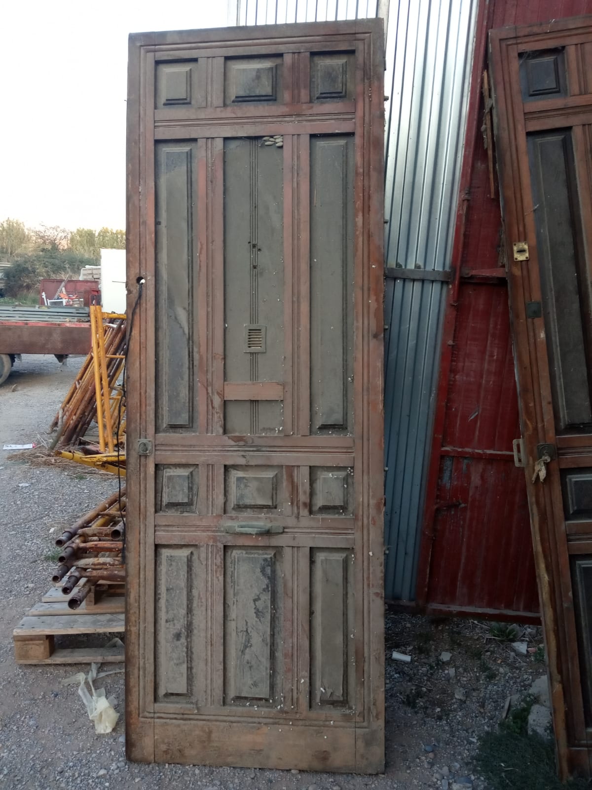 Puerta rustica madera